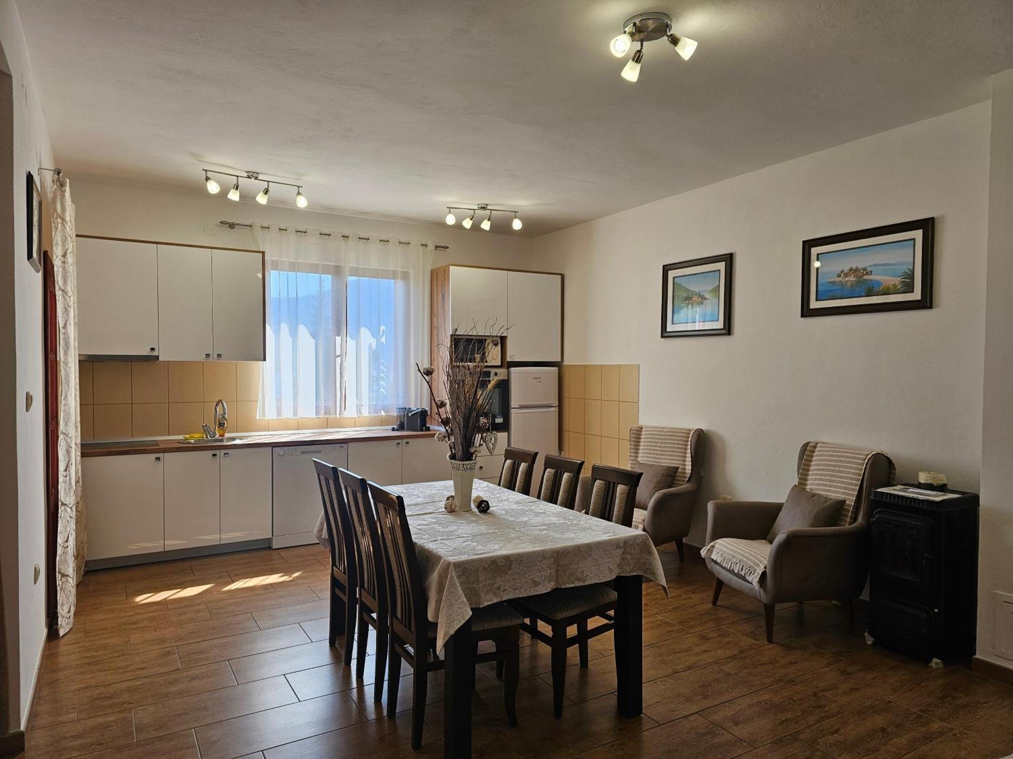 Apartments Nadja Котор Екстер'єр фото