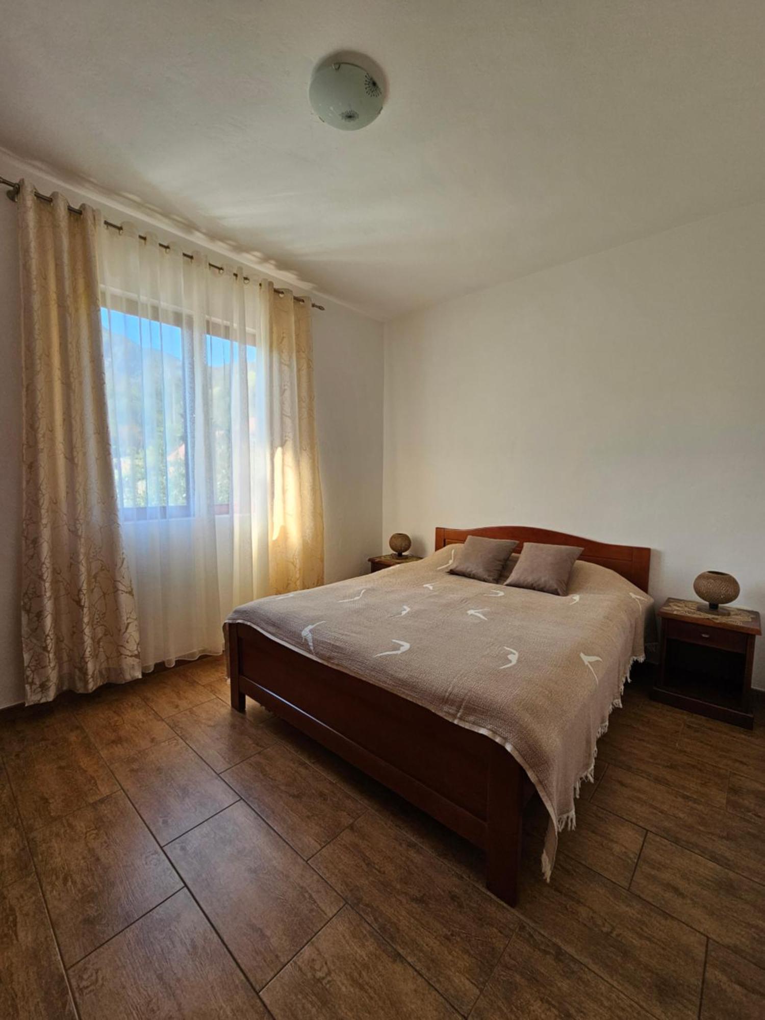 Apartments Nadja Котор Екстер'єр фото